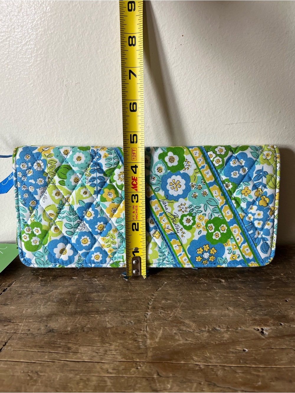 Vera Bradley NWT Quilted Travel Wallet English Meadow - Picture 9 of 15